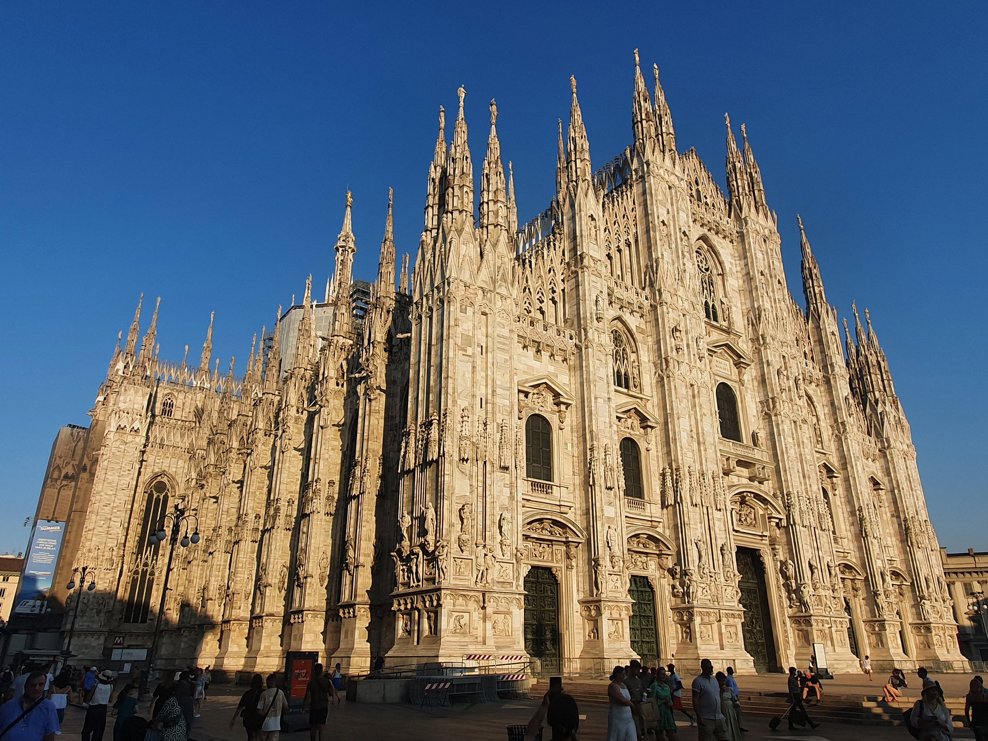 Dome, Milan